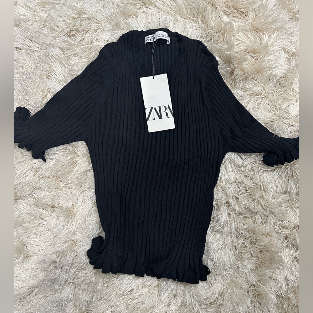 NWT Zara Knit Stretchy Shirt